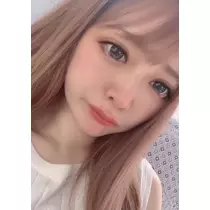 葉月 りほ