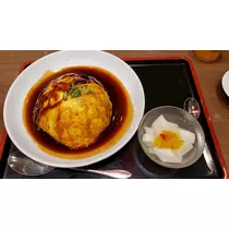 エミ （スタッフ）