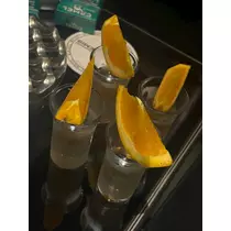 めい