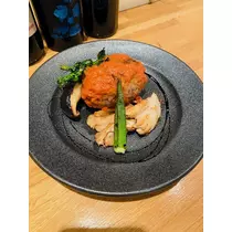 夏目 梨仔