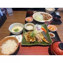 かびるんるんさわ