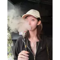 三鷹 真綺
