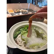 佐野 エマ