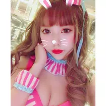 愛咲 まみ