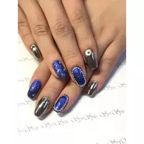 荒木 ナツミ