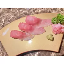 小鳥遊 もか