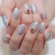荒木 ナツミ