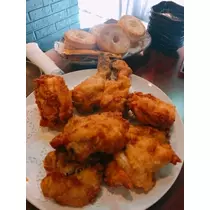 愛羽 仁美