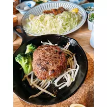 華咲 えみり