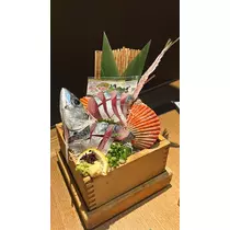 小鳥遊 もか