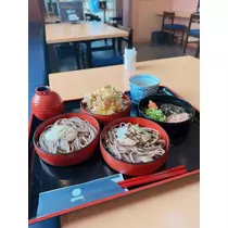 夏目 梨仔