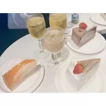 小鳥遊 もか
