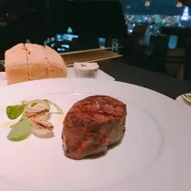 愛咲 まみ