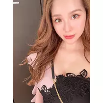 黒輝 りさ