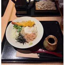 マコト