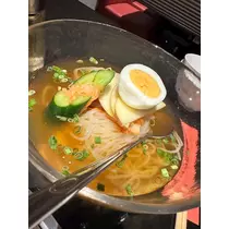 めい