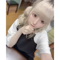 雛鶴 めい