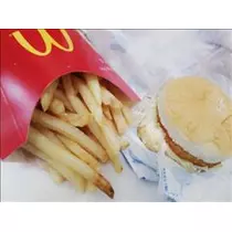 愛羽 仁美