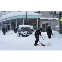 エミ （スタッフ）
