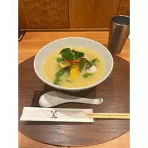 みあ