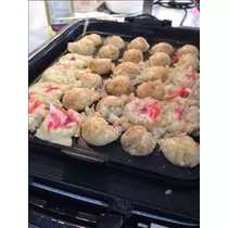 愛羽 仁美