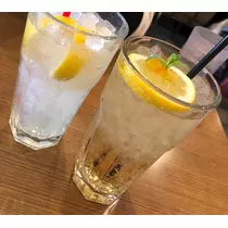 香川 ゆい