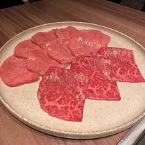天月 あすな