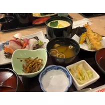 香川 ゆい