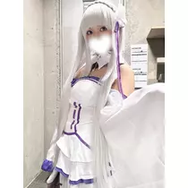 めい