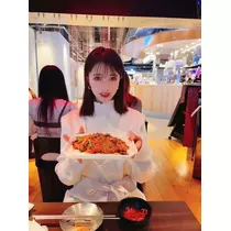 夏目 梨仔