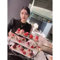 華宮 れい