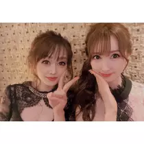 こう