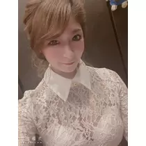美波 あいか