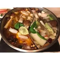 愛羽 仁美