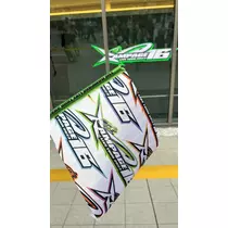 みさ