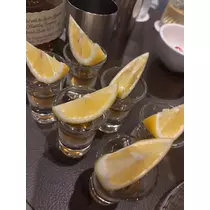 あや