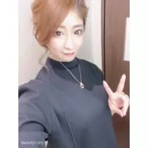 美波 あいか