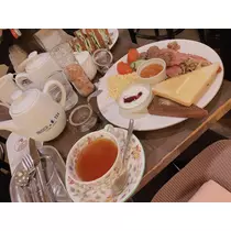うえだ あきる