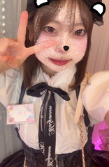 (>ᴗ<)