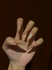 💅🏻