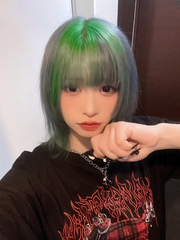 髪の毛染めたよ~💚💙