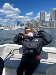 🛥️💨