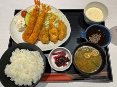 ご飯～😋🍴