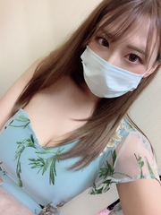 おにゅーどれすとますくとわたし