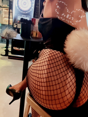 今日も出勤～です🐰