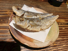 目の前で焼いてると気になる