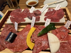 焼肉𓌉𓇋 ‎🥩