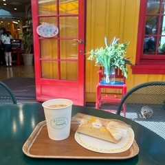 カフェ麦わらぼうし館
