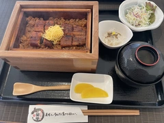 鰻食べた〜😋