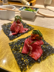 ( ˭̴̵̶᷄൧̑ ˭̴̵̶᷅ )アイーン
